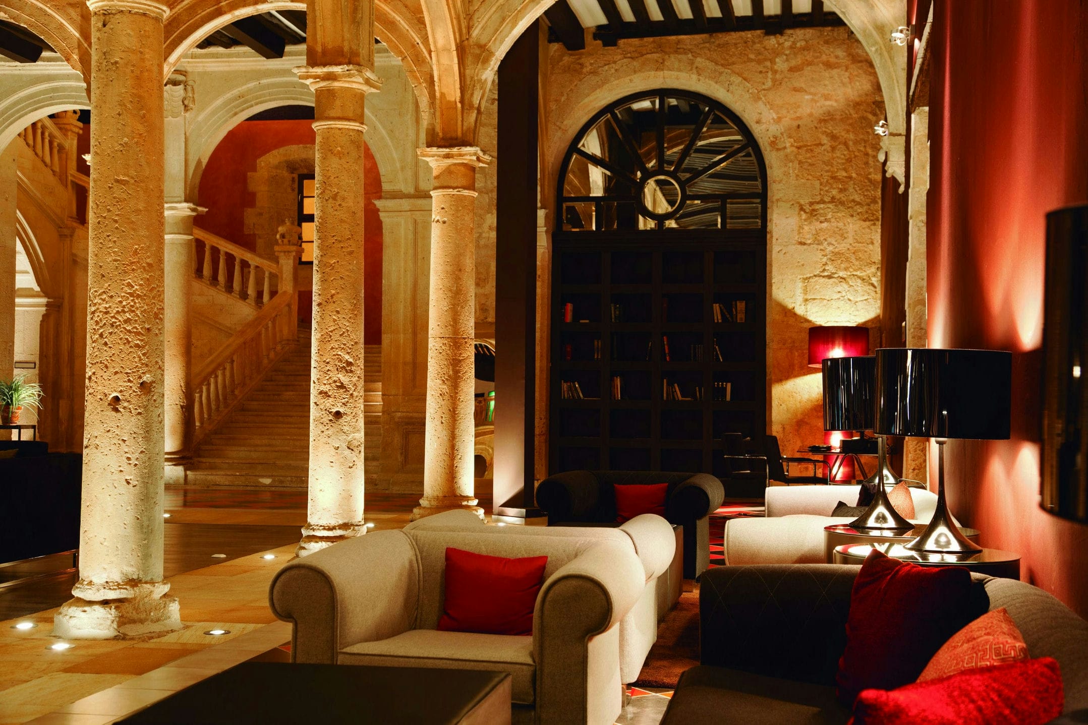 Avoid any fire related risks in Hotels with FireClass fire detection and evacuation systems